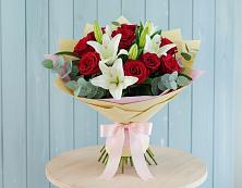 Букет цветов из:  Лилии и Розы в Полтавской