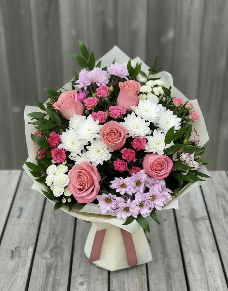 Букет цветов из: Альстромерии, Гвоздики, Розы и Хризантемы в Полтавской