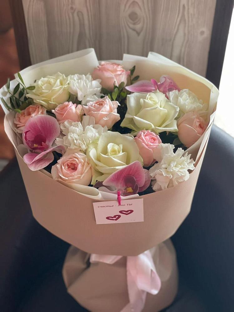 Букет цветов из: Орхидеи, Розы и Гвоздики в Полтавской