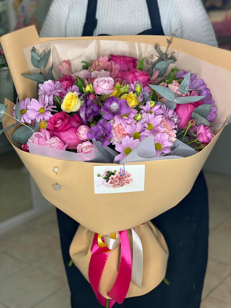 Букет цветов из: Хризантемы, Гвоздики и Альстромерии в Полтавской