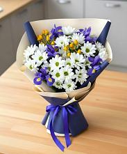 Букет цветов из:  Розы, Ирисы и Хризантемы в Полтавской