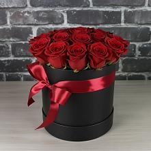 Цветочная композиция из Розы в шляпной коробке в Полтавской