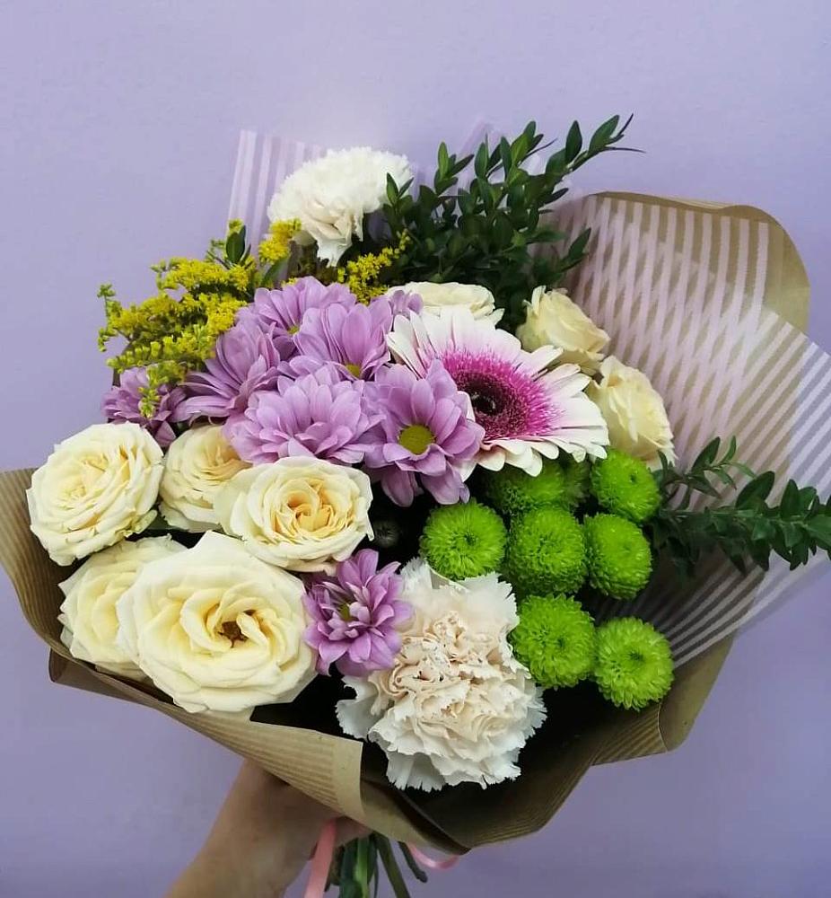 Букет цветов из: Хризантемы, Розы, Гвоздики и Герберы в Полтавской