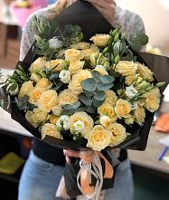 Букет цветов из:  Розы и Лизиантусы #REPLACE_PRED# Полтавской