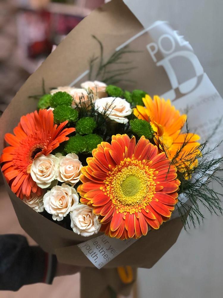 Букет цветов из: Герберы, Хризантемы и Розы в Полтавской