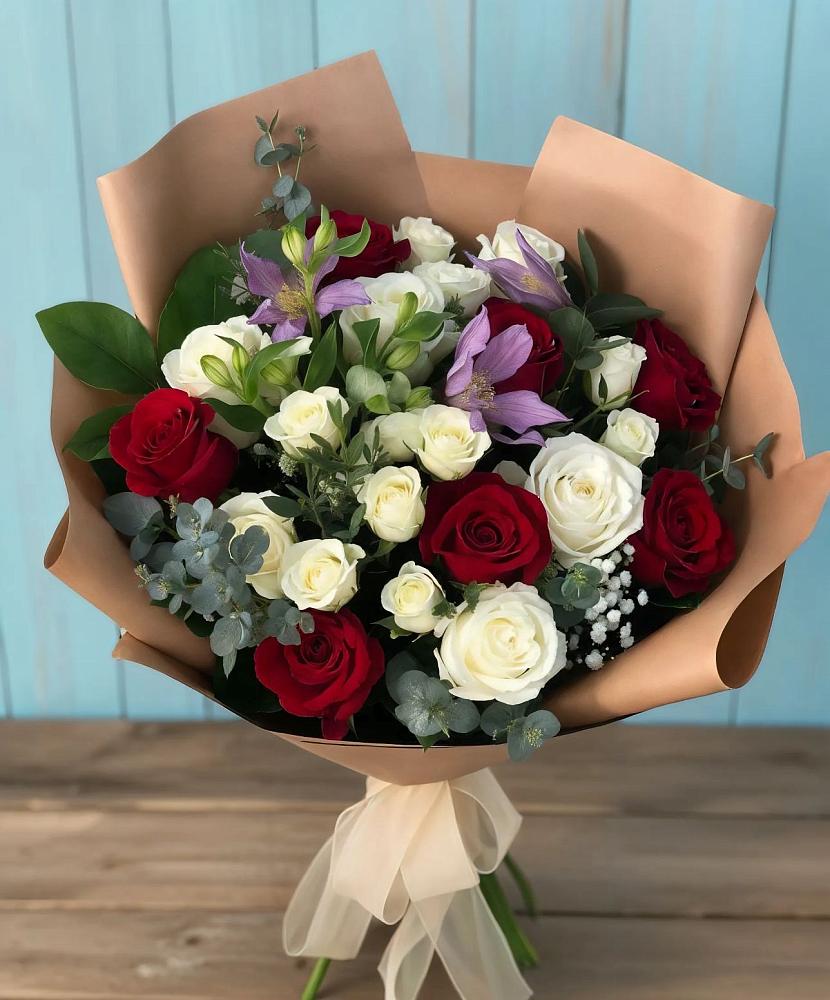 Букет цветов из: Розы и Альстромерии в Полтавской