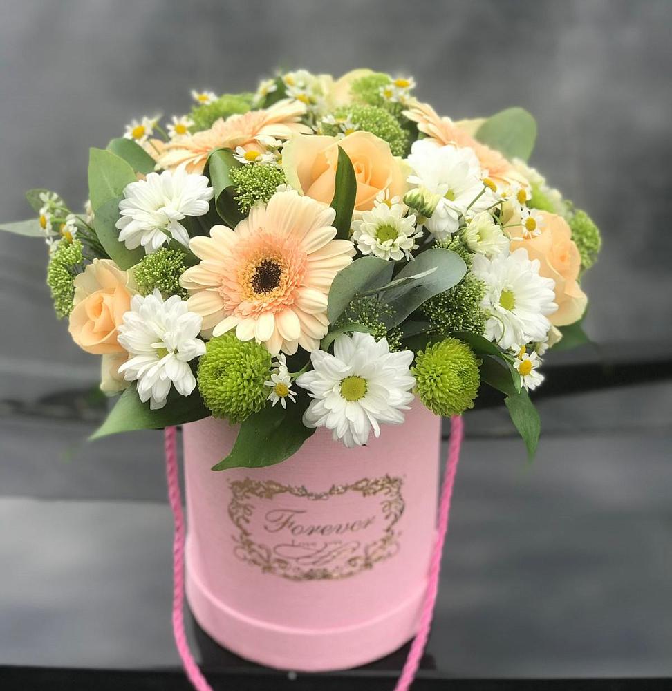 Цветочная композиция из Розы, Герберы и Хризантемы в шляпной коробке в Полтавской